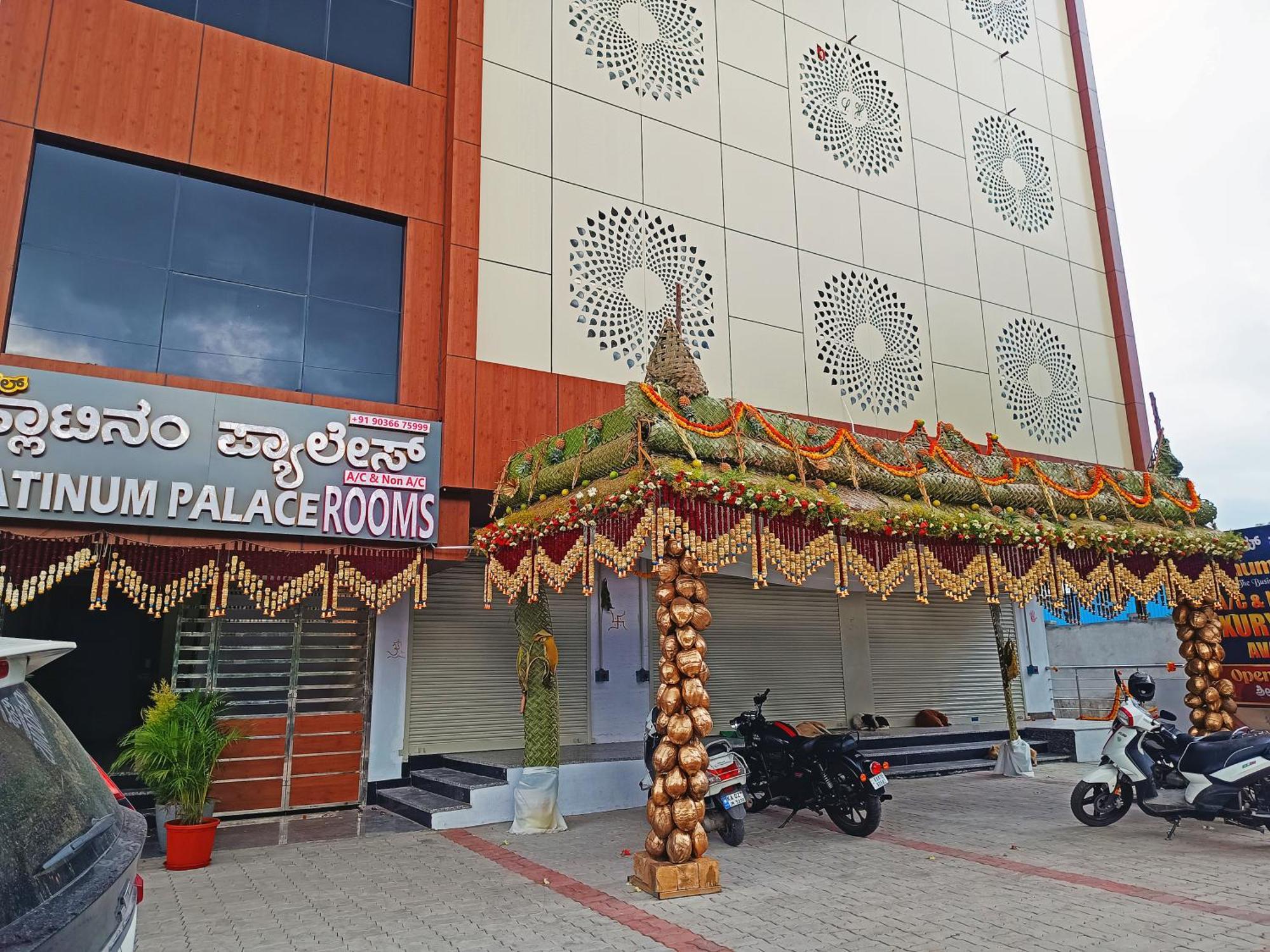 Hotel Achhu Palace Bangalore Dış mekan fotoğraf
