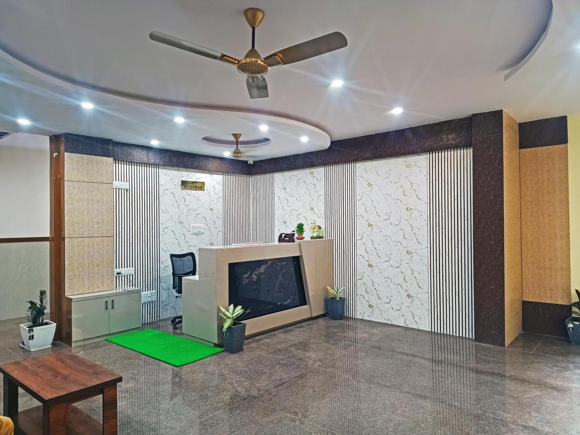 Hotel Achhu Palace Bangalore Dış mekan fotoğraf
