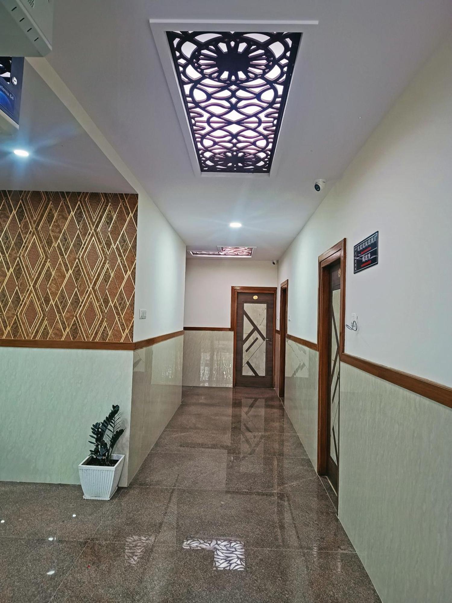 Hotel Achhu Palace Bangalore Dış mekan fotoğraf